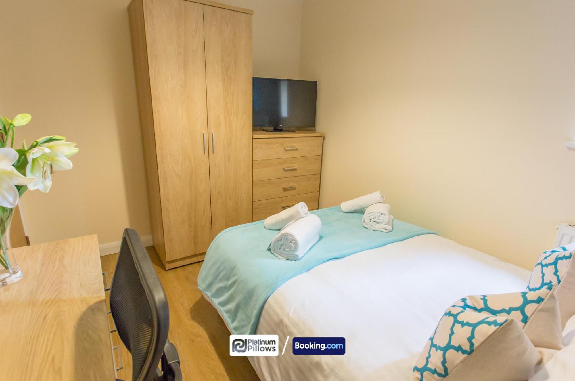 Modern Oxford 2 Bedroom Apartments, Near Headington Hospital, Families & Contractor Accommodation With Parking Exterior foto